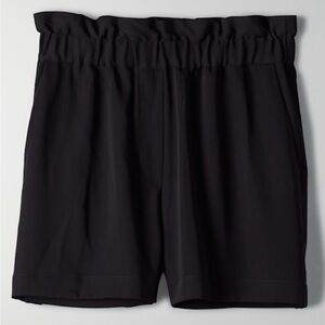 Aritzia Babaton Black High Waist Paperbag Shorts Size XXS